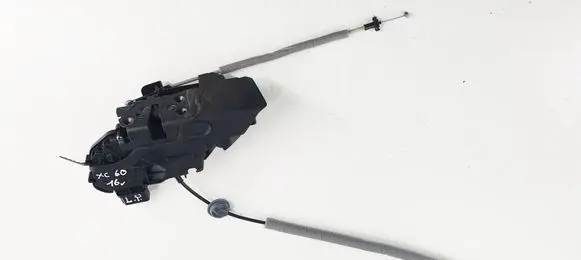 Volvo XC60 Front door lock 