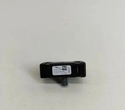 Jaguar F-Pace Aerial antenna amplifier FW9319C024AB