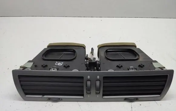 BMW 7 E65 E66 Dash center air vent grill 8223599 6911204 6911203