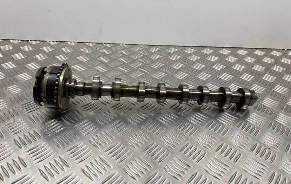 BMW 3 E90 E91 Camshaft 7567238 7540346 7540442