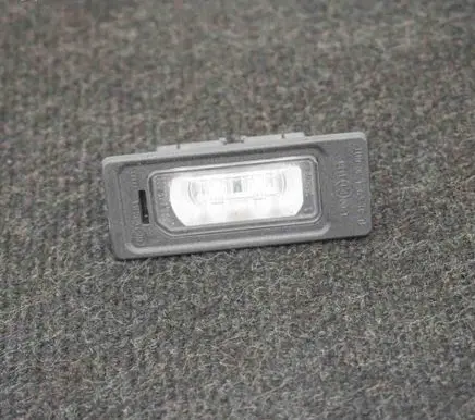 Audi A4 S4 B8 8K Number plate light 4G0943021