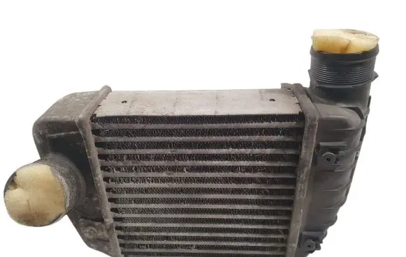 Audi A6 S6 C6 4F Intercooler radiator 4F0145805R