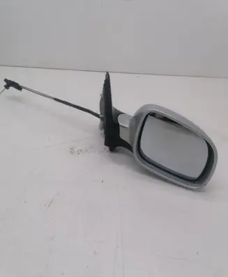 Volkswagen Bora Manual wing mirror E1010515