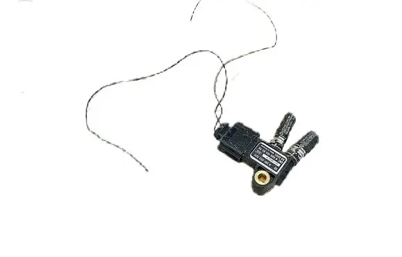 Mercedes-Benz Vito Viano W447 Exhaust gas pressure sensor A0061539528