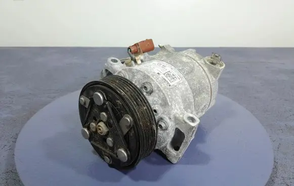 Skoda Fabia Mk1 (6Y) Air conditioning (A/C) compressor (pump) 3Q0816803E