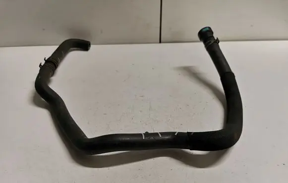 Land Rover Range Rover Sport L494 Engine coolant pipe/hose