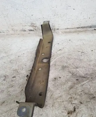 Opel Antara Fender mounting bracket