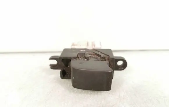 Nissan X-Trail T30 Electric window control switch