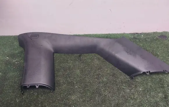 BMW i3 (C) pillar trim 7275670