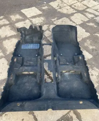 Skoda Octavia Mk3 (5E) Front floor carpet liner 5E1863367