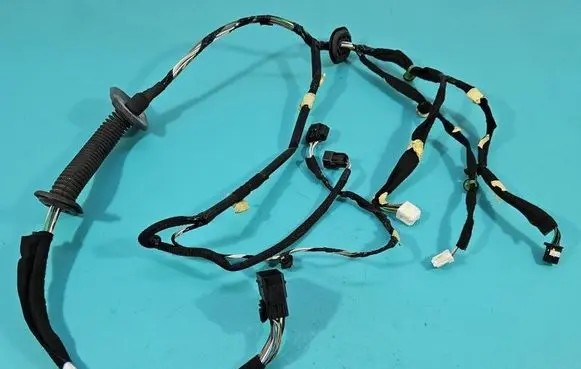Renault Trafic III (X82) Front door wiring loom 241246337R IMPRK1551663