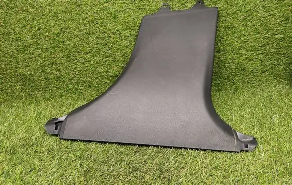 Mercedes-Benz C W205 (B) pillar trim (bottom) A2056900425 18321224 PT52052