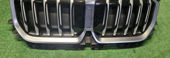 BMW X1 U11 Front bumper upper radiator grill GRILLBMWX1DIMA