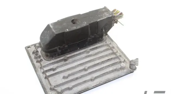 Ford Fiesta Engine control unit/module 6S6112A650FF