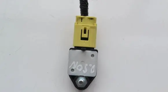 Lexus IS 220D-250-350 Airbag deployment crash/impact sensor 8983102020