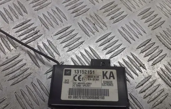 Opel Signum Tire pressure control unit 13152151