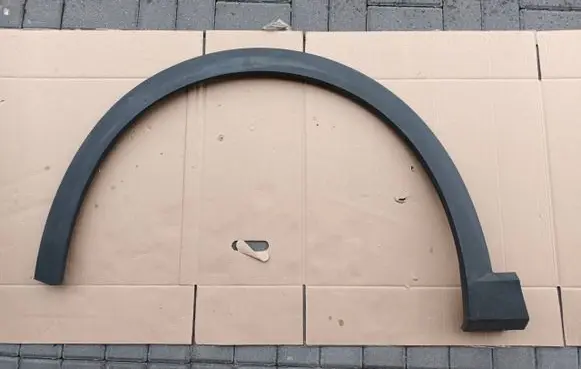 Audi e-tron Front arch trim 4KE853717