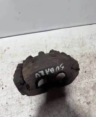 Subaru Outback (BS) Front brake caliper