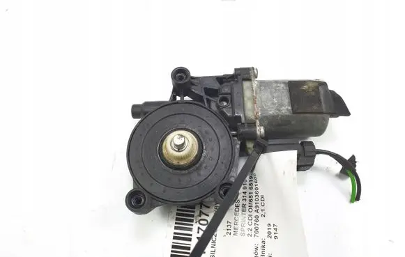 Mercedes-Benz Sprinter W907 W910 Front door window regulator motor 20190917