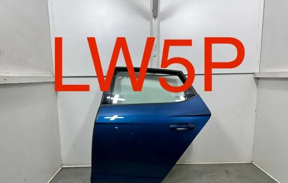 Seat Leon (5F) Rear door 5F4833055