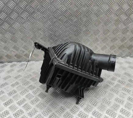 BMW 2 F44 Air filter box 7619267 8655834