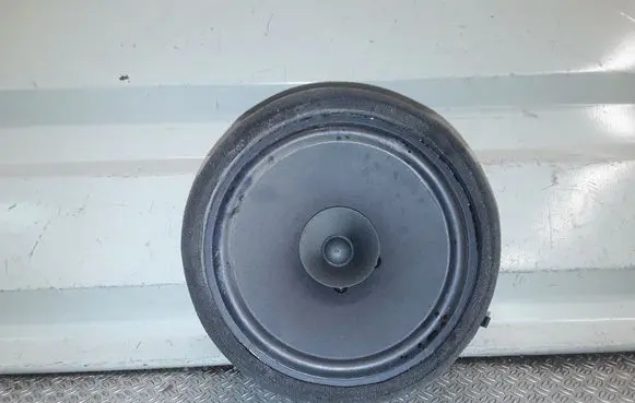 Mitsubishi Outlander Front door speaker 8720A017