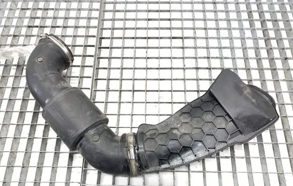 Mercedes-Benz Sprinter W907 W910 Air intake hose/pipe A9075284300