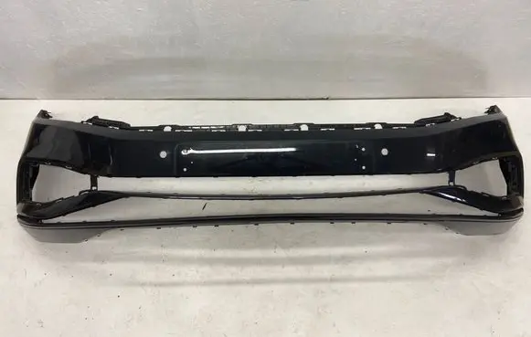 Volkswagen PASSAT B8 Front bumper 3G0807221E