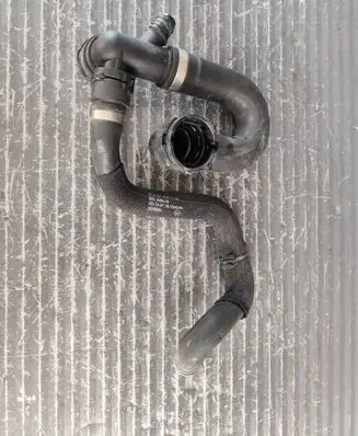 Mercedes-Benz CLA C118 X118 Engine coolant pipe/hose A2478307600