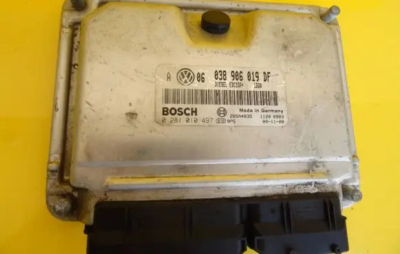 Volkswagen Golf IV Engine control unit/module 038906019DF
