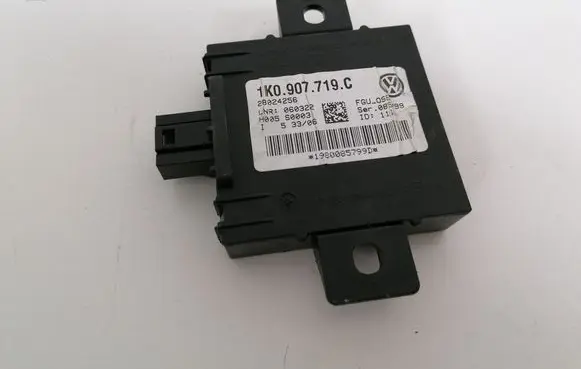 Volkswagen Eos Alarm control unit/module 1K0907719C