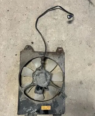 Mitsubishi Space Wagon Electric radiator cooling fan MR460933 0227403402