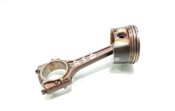 Volkswagen Golf IV Piston with connecting rod 