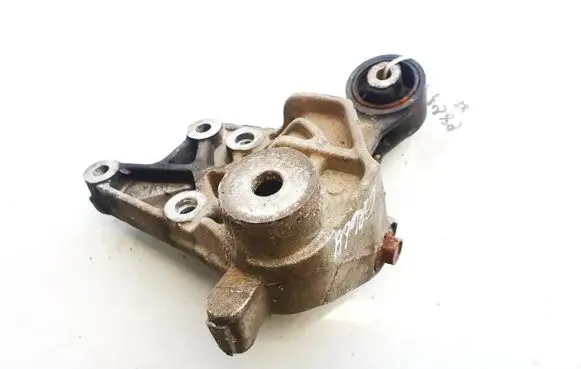 Citroen C5 Engine mount bracket 96451611