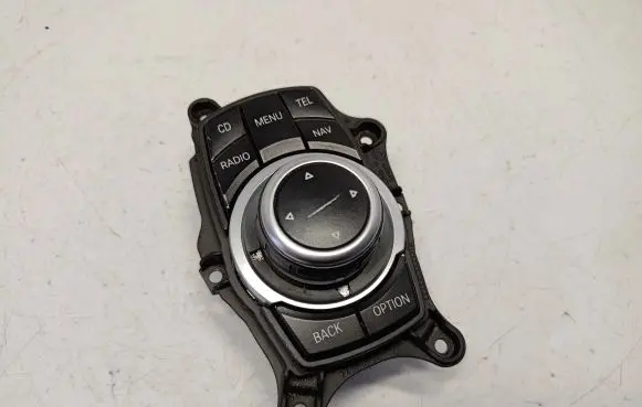 BMW 3 E90 E91 Head unit multimedia control 9205177 65829205177 65829334611