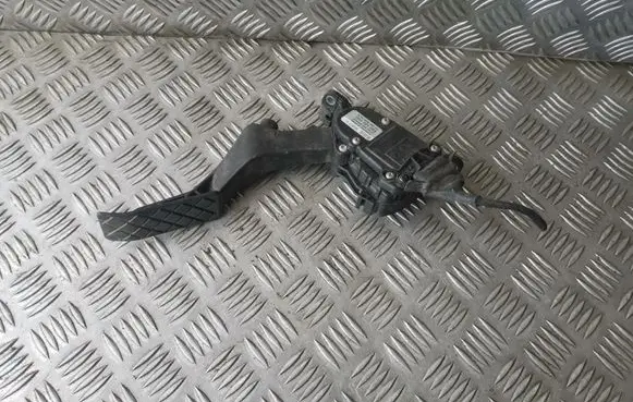 Volkswagen Transporter - Caravelle T5 Accelerator throttle pedal 7H1721503