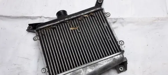Toyota RAV 4 (XA20) Intercooler radiator 27040332 27040-332