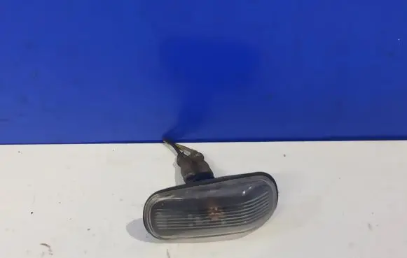 Saab 9-5 Front fender indicator light 5336250