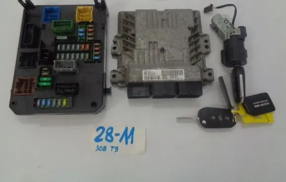 Peugeot 308 Engine ECU kit and lock set 9804127280