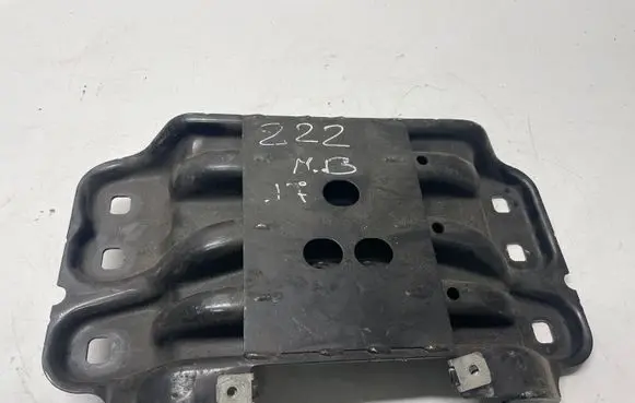 Mercedes-Benz S W222 Gearbox mounting bracket A2222402902