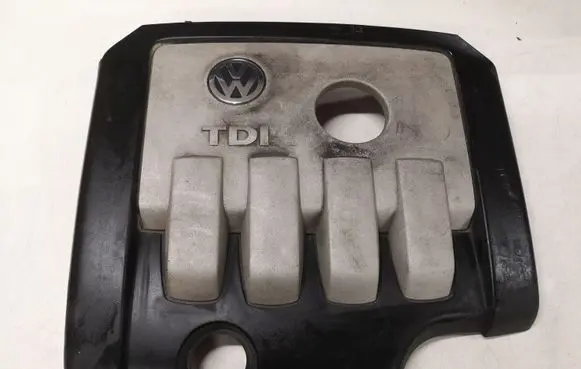 Volkswagen Touran I Engine cover (trim) 03G103925