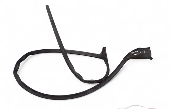 Ford Transit Courier Front door rubber seal 