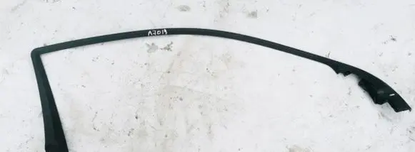 Mercedes-Benz CLC CL203 Front door glass trim molding A2037250371