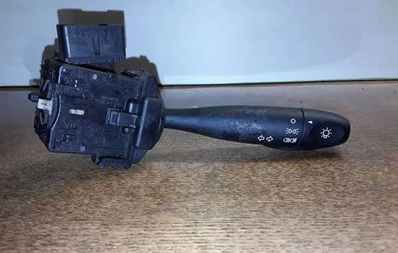 Hyundai i10 Indicator stalk 202007966