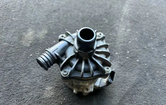BMW X6 E71 Electric auxiliary coolant/water pump 7566335 701360160