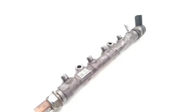 Volkswagen Polo V 6R Fuel main line pipe 03P089
