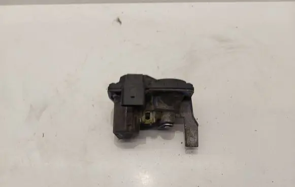 Volkswagen PASSAT B8 Intake manifold valve actuator/motor 5Q0253691A 5Q0253891J