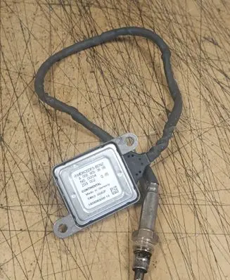 Mercedes-Benz E C207 W207 Lambda probe sensor A0009053606