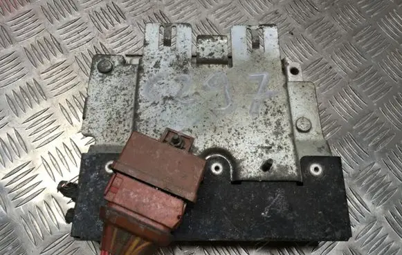 Citroen C3 Picasso Engine control unit/module