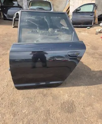 Audi A6 S6 C6 4F Rear door
